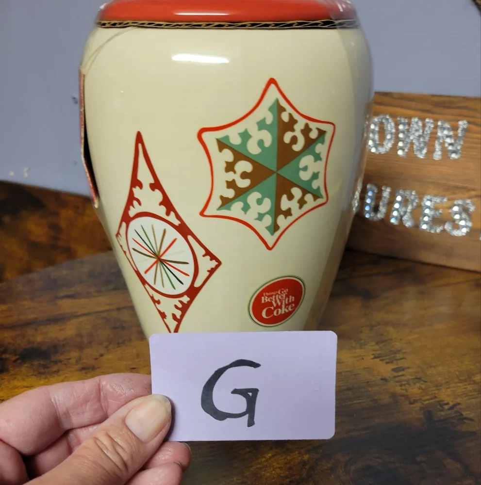 Vintage Coca-Cola cookie Jar retro diner style collectable